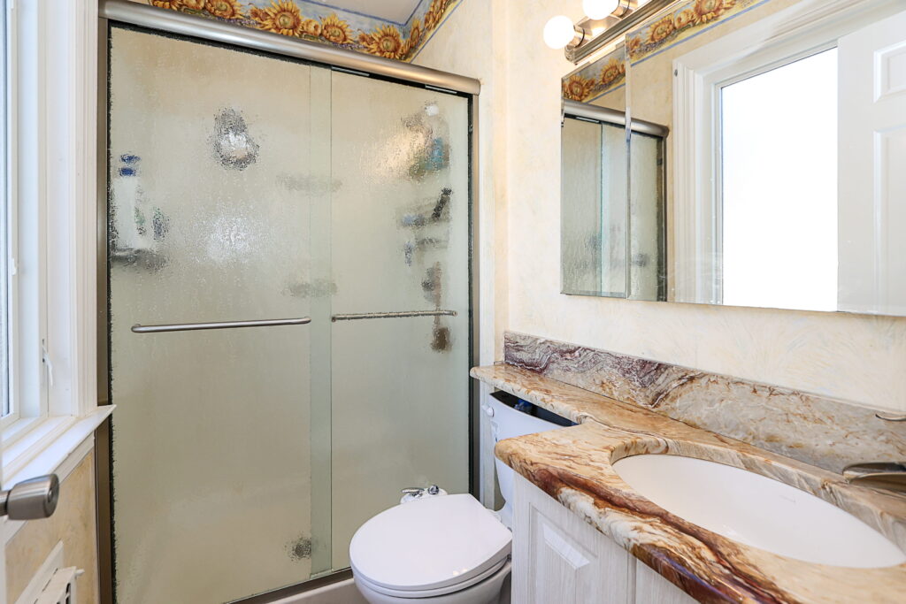 60 Roosevelt Ave, Glen Head 26 60 Roosevelt Ave, Glen Head 26