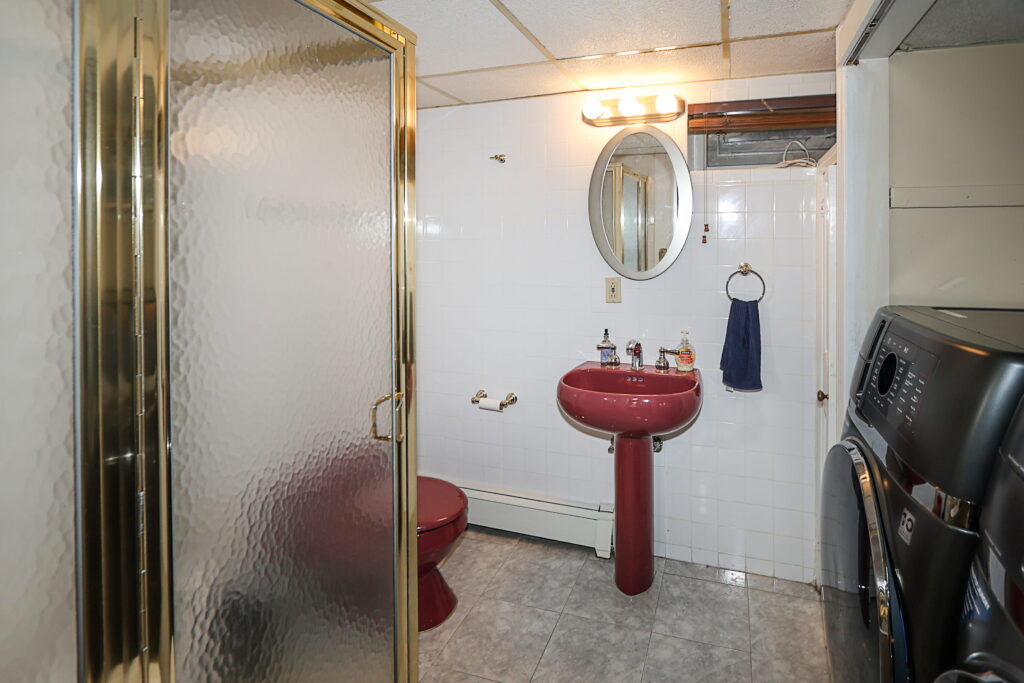 60 Roosevelt Ave, Glen Head 36 60 Roosevelt Ave, Glen Head 36