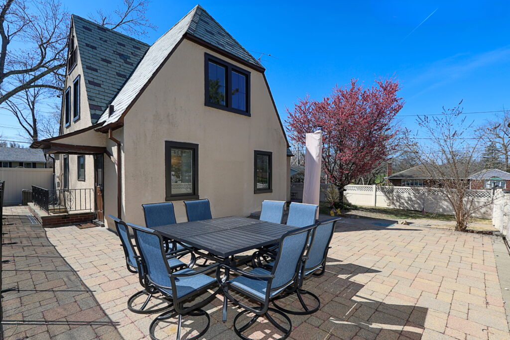 60 Roosevelt Ave, Glen Head 42 60 Roosevelt Ave, Glen Head 42